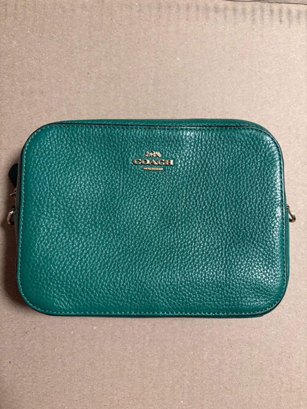 Gently PreLoved Coach Camera Crossbody Bag.